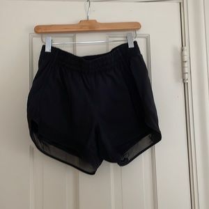 Black Athleta Mesh Racer Run Shorts 4”